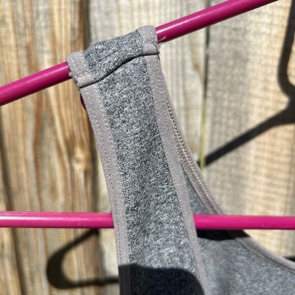 BeMaternity athletic wear tank top size small/medium - Picture 4 of 6